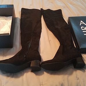 Black suede otk boots